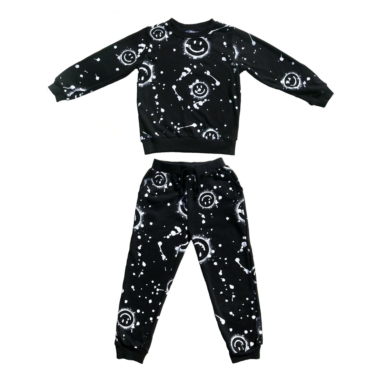 Black Smiley Face Girl's Fall Set – Trendy Two-Piece Outfit for Kid